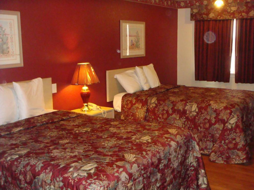 Eagle Pass Inn Quarto foto